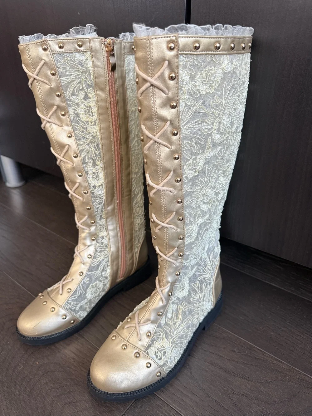 Trish Scully Gold Gramercy Knee High Lace Boots – Girls EU 33
